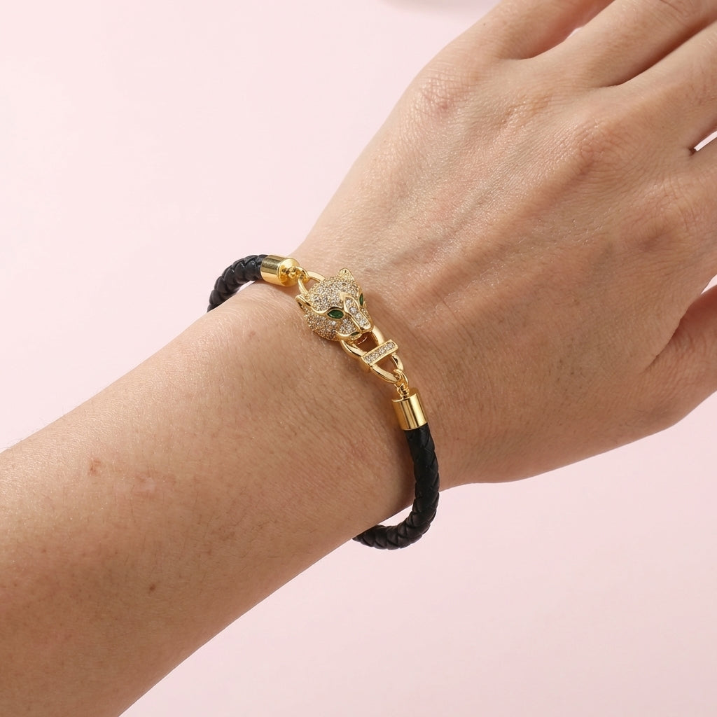 Leopard Instinct